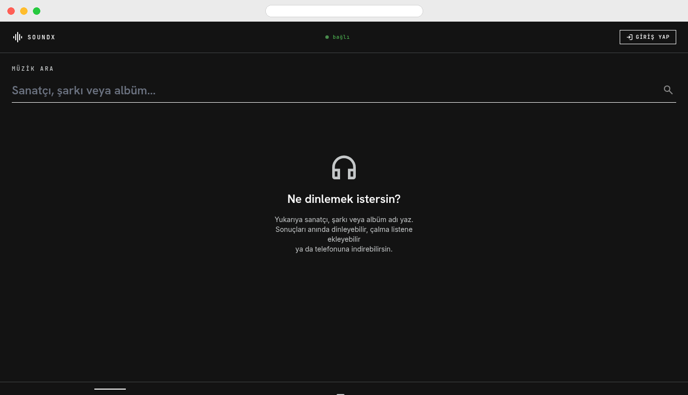 SoundX — Müzik arama ve çalma listesi ekranı